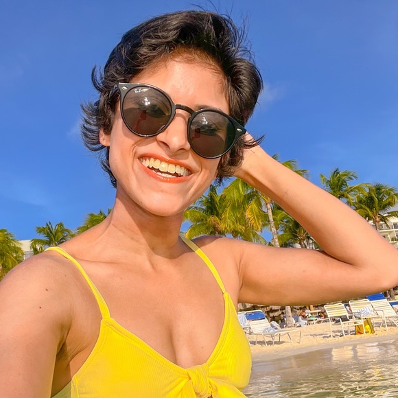 Meet your Posher, Neha - Picture 2 of 3